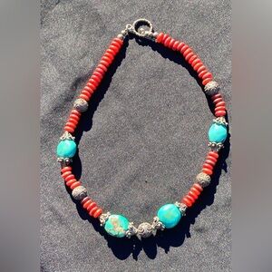 FAUX TURQUOISE NECKLACE W/ REDDISH BROWN & ANTIQUE SILVER-TONE DECORATIVE BEADS